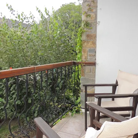 Apartment Kazaviti