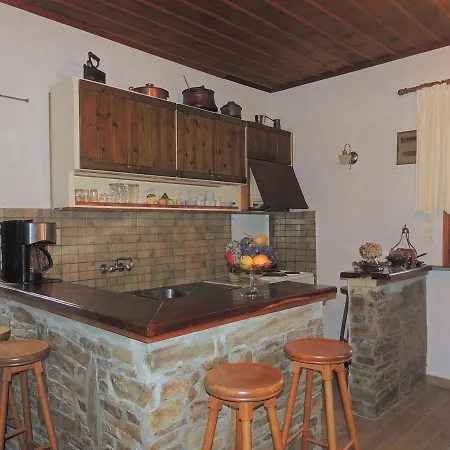 Apartment Kazaviti *